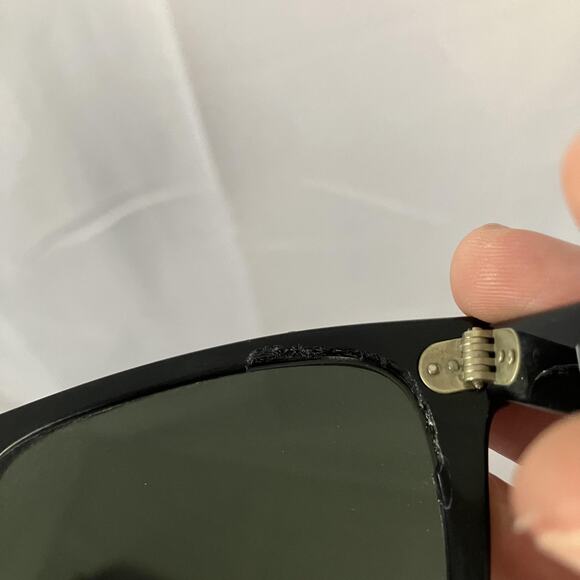 Ray-Ban Wayfarer Sunglasses Mens Size 54 Black Green Lenses Italy Case - Picture 15 of 16